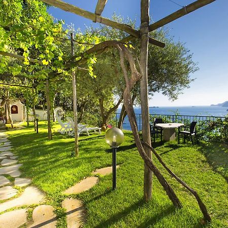 I Giardini Dei Sensi Aparthotel Positano Exteriör bild