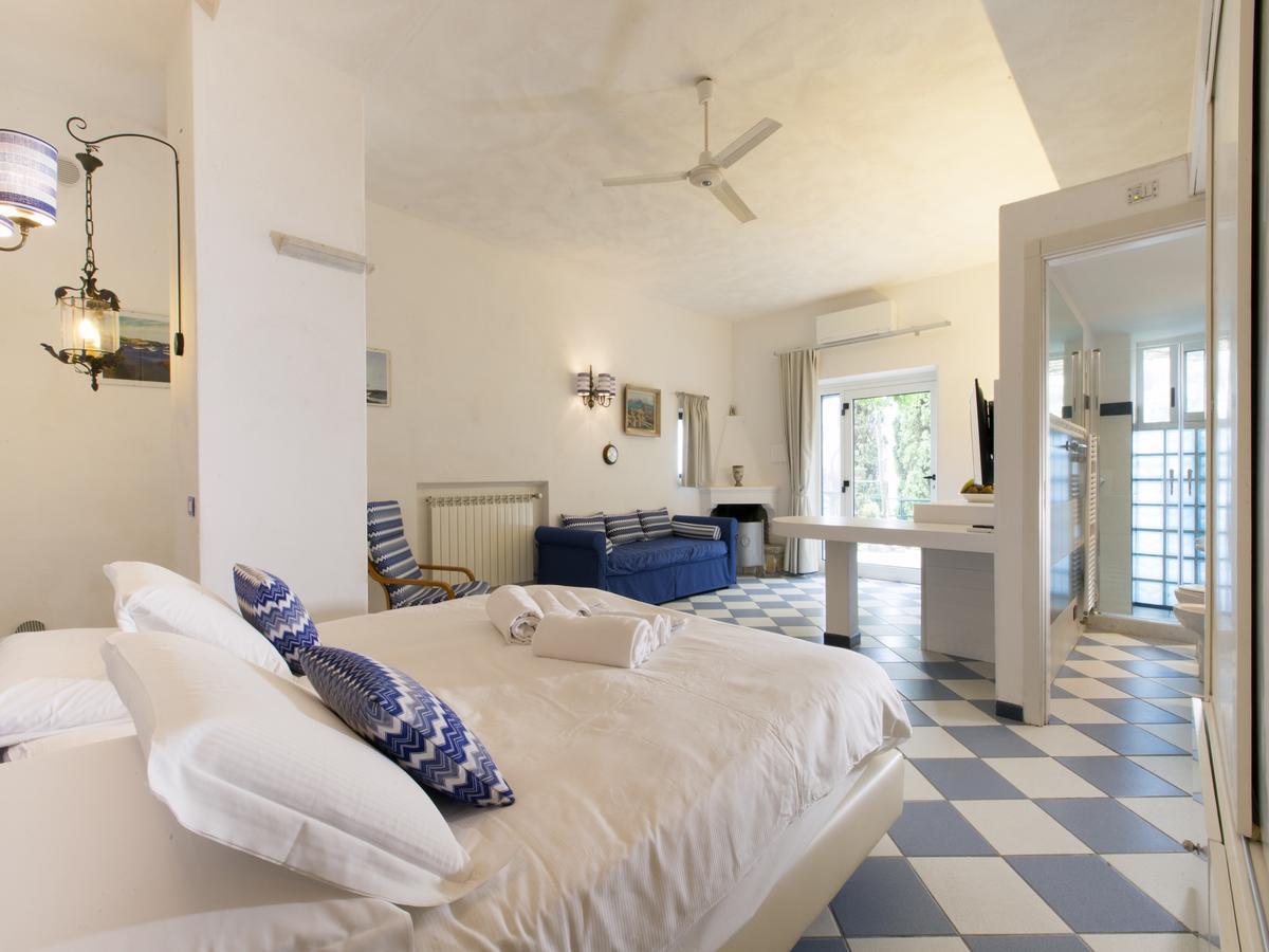 I Giardini Dei Sensi Aparthotel Positano Exteriör bild