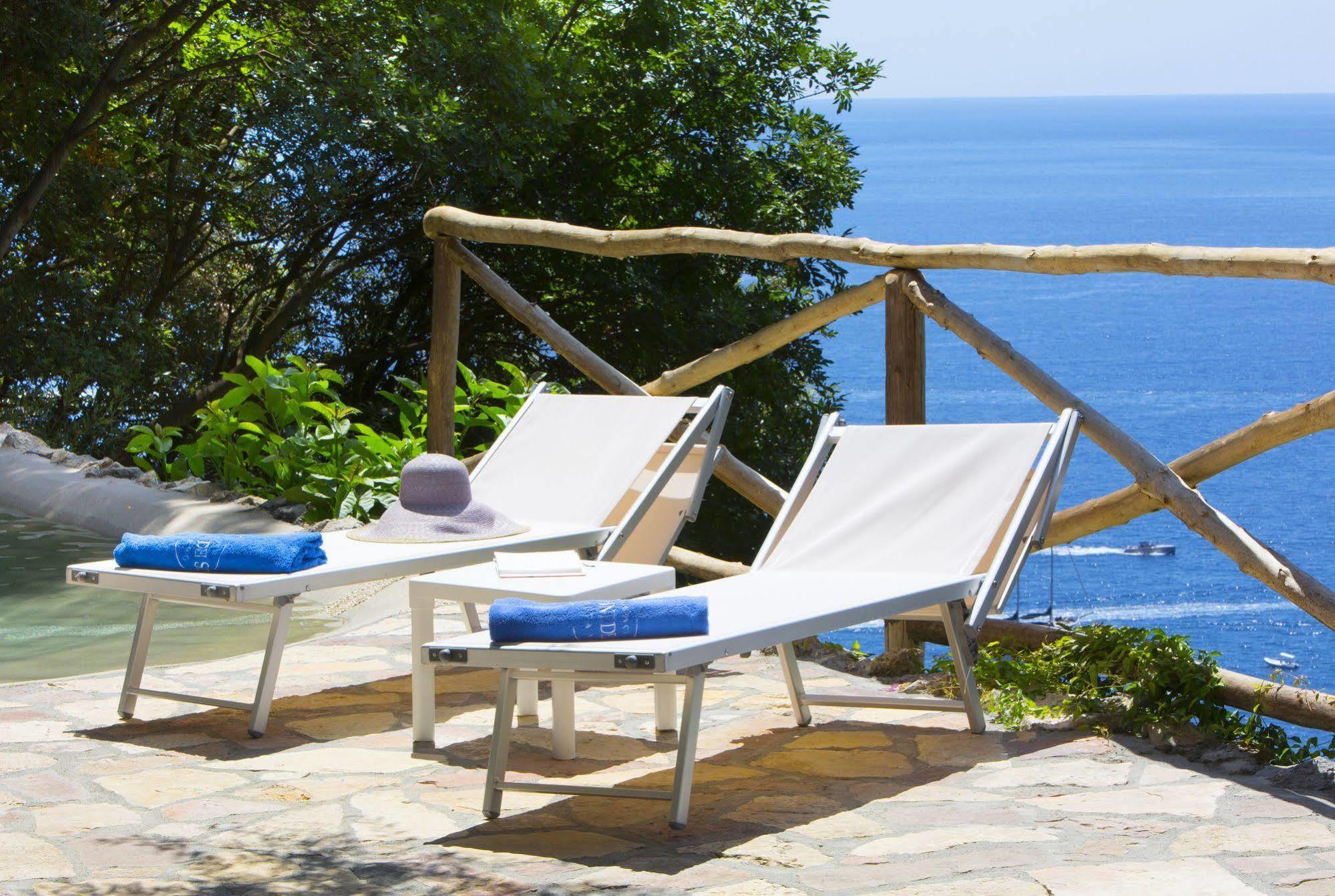 I Giardini Dei Sensi Aparthotel Positano Exteriör bild